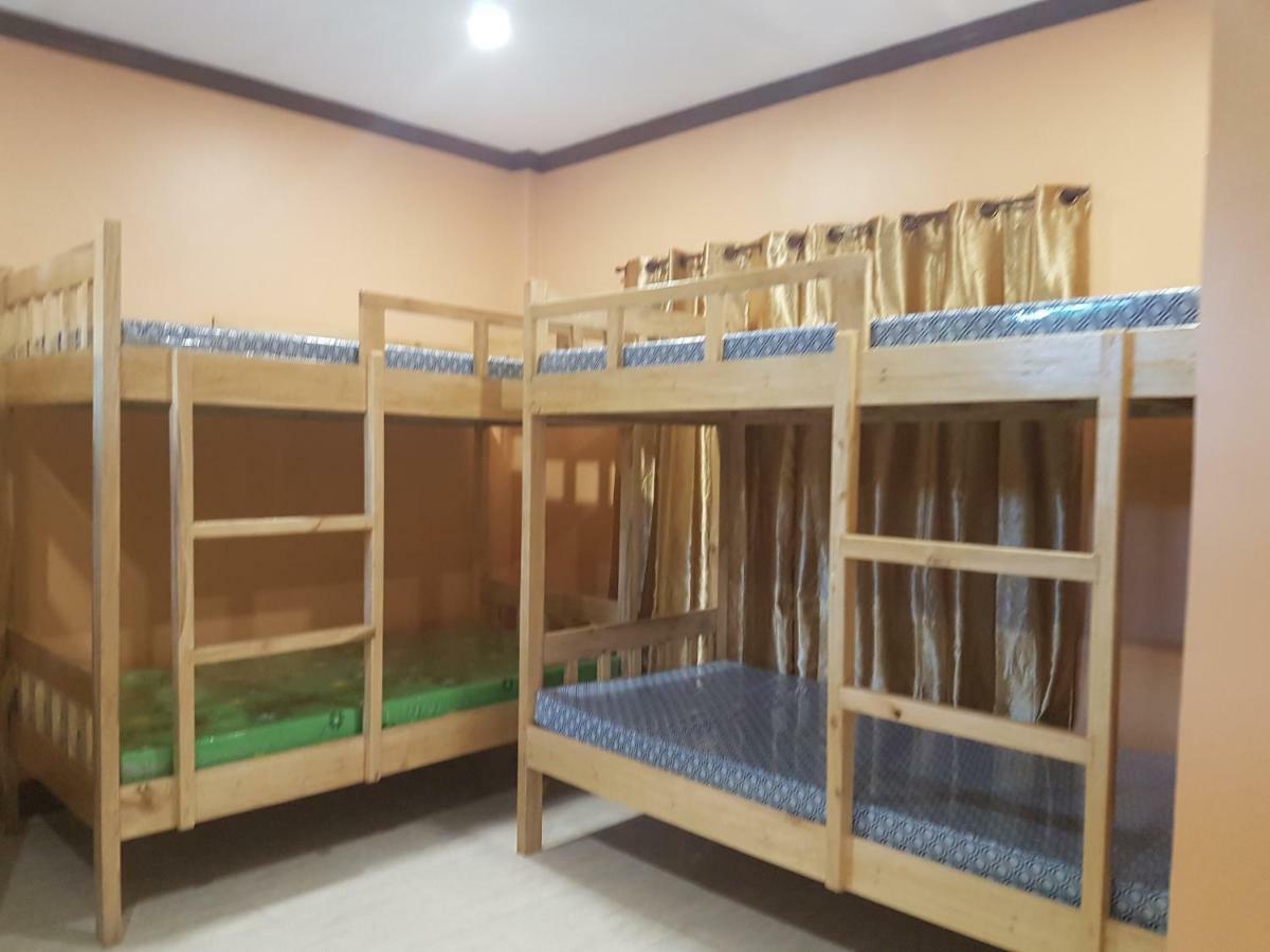 Stella'Z Guesthouse Siquijor Exterior photo